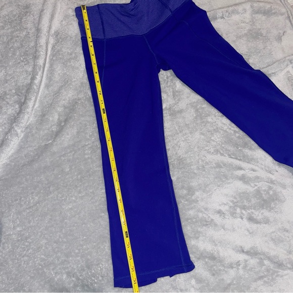 Lululemon Athleta Gather and Crow Cropped Leggings in Tonka Stripe Size 4 - Picture 13 of 13
